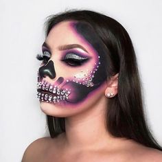 Diamond Skeleton Makeup, Glitter Skull Makeup, Diamond Lashes, Glitter Skull, Luminous Foundation, Halloween Makeup Pretty