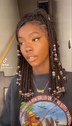 Box Braid Bead Hairstyles, Knotless Braids And Beads, Cute Short Braids With Beads, Black Braids Short Hairstyles, Braided Hairstyles Box Braids With Beads, Big Beads Hairstyles, Black Braids Hairstyles With Beads, Black Braids For School, Box Braids Hairstyles For Black Women With Beads