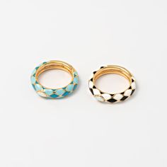 2PCS - Oval Opal Ring, Checked Enamel Ring Component, Plaid Opal Ring, Heart Open Ring, Tartan Round Ring, Real 14K Gold Plated [RG0031-PG] Item Details Measurement: 4.5 X 21.5mm  Hole Size : 15.5mm Material: Brass, Enamel, Synthetic Lab Created Opal Color: Real 14K Gold Plated  Quantity: 2 Pieces Country of Origin : South Korea Oval Opal Ring, Ring Heart, Opal Color, Enamel Ring, Round Rings, Opal Ring, Open Ring, Opal Rings, Favorite Jewelry