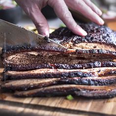 Braised Brisket with Balsamic & Porter Ale | Craft Beering Cold Shrimp Dip Recipe, Brisket In The Oven, Oven Cooked Brisket, Braising Liquid, Braising Recipes, Shrimp Dip Recipes, Slow Cooker Easy, Brisket Oven, Porter Beer