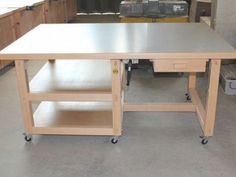 a workbench with two drawers on each side