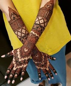 Mylanchi Designs For Bride, Mehandi Designs Bridal Back Hand, Brides Mehndi Design, Bridal Mehandi Designs Arabic Mehndi, Mehandi Designs Bridal Marriage, Latest Bridal Mehndi Designs Weddings Back Hand, Mehandhi Designs Bridal, Bridal Mehendi Designs Hands Latest, Bridal Mehndi Back Hand