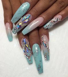 ❣ мαиι¢υяє Patrick Nagel, Glam Nails, Coffin Nails Designs, Bling Nails, Fancy Nails, Dope Nails, Creative Nails