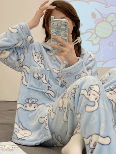 Sanrio Hello Kitty Cute Coral Fleece Men And Women Autumn Winter Pajamas Warm Loose Long-sleeved Long Sleeve Cartoon Print Sleepwear, Long Sleeve Cartoon Print Sleepwear For Home, Blue Long Sleeve Sleepwear For Lounging, Casual Cartoon Print Sleepwear For Winter, Casual Winter Sleepwear With Cartoon Print, Long Sleeve Cartoon Print Sleepwear For Loungewear, Cute Long Sleeve Loungewear Sleepwear, Cute Long Sleeve Sleepwear For Loungewear, Kawaii Long Sleeve Sleepwear For Loungewear