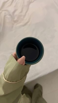 Coffee Drink Recipes, Essie, Fashion Inspo Outfits, Coffee