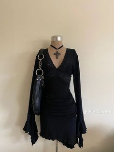 Goth Fits Summer, Romantic Goth Summer Outfits, Goth Summer Dress, Witchy Outfits Aesthetic, Summer Outfits Goth, Romantic Goth Dress, Witchy Fits, 60s Goth, Goth Summer Outfits