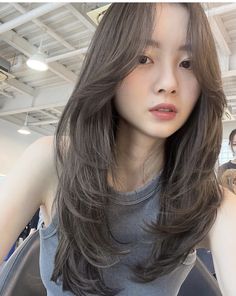 Korean Hair Inspo Medium, Korean Hair Layers, Korean Hairstyle Layered, Layer Medium Length Hair Korean, Rebonded Hairstyles, Haircut For Rebonded Hair, Korean Medium Hair Layered, Korean Girl Haircut