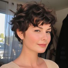 Pixie Cut Wavy Hair, Hairstyles For Thick Wavy Hair, Wavy Pixie Haircut, Short Curly Hairstyles For Women, Short Wavy Haircuts, Thick Wavy Hair, Wavy Haircuts