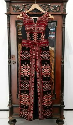 Tenun Fashion Inspiration, Tenun Ikat Dress, Dress Tenun Ntt, Tenun Dress, Tenun Ikat, Ikat Dress