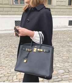 louis vuitton bag, chanel bag, gucci bag, ysl bag, hermes bag Smile Outfit, Lights Winter, Bag Ysl, Fashion Style Women, Landscape Forest, Bag Chanel, Bag Gucci, Latest Bags, Perfect Handbag