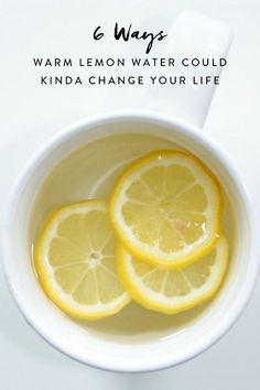 Drinking Warm Lemon Water, Hot Lemon Water, Tomato Nutrition, Lemon Health Benefits, Lemon Uses, Warm Lemon Water, Drinking Hot Water, Drinking Lemon Water, Lemon Water Benefits