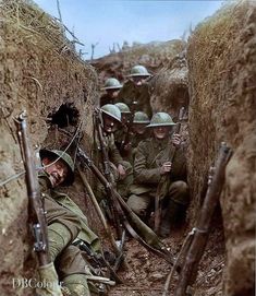 Ww1 Photos, Ww1 History, Operation Barbarossa, Ww1 Soldiers, Canadian Soldiers, Light Infantry, Western Front, American Soldiers