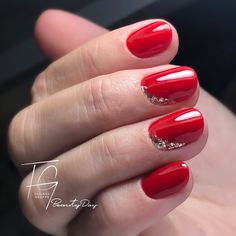 Nails Rojas Cortas, Short Red Nails, Simple Wedding Nails, Xmas Nail Art, Red Nail Art, Classy Nail Designs, Beauty Nails Design, Pretty Nail Art Designs