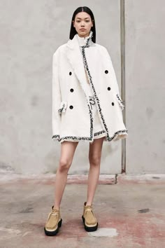 Tweed Outfit, Winter Coat Outfits, Resort 2023, Career Wear, 2023 Collection, 2023 Fashion, Coat Outfits, Fashion Show Collection, Womens Fashion Trends