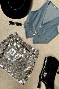 Sadie Silver Disco Sequin Mini Skirt – 12th Tribe Denim And Silver Party Outfit, Sequined Outfit Ideas, Blingy Cowgirl Outfits, Cowboy Disco Outfit, Glitter Concert Outfit, Western Disco Outfit, Denim And Disco, Nashville Outfits Bachelorette Party, Cowgirl Disco Outfit