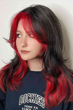 2 Tone Hair Dye Ideas, Colored Hair With Black Tips, Wolf Cut Hair Dye, Wolf Cut Colored Hair, Red Goth Hair, Red And Black Wolf Cut, Red Hair Dye Styles, Hair Dye Styles Ideas, Different Hair Color Styles