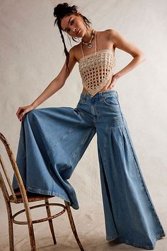 We The Free Pandora Wide-Leg Jeans Diy Ripped Jeans, Wide Leg Jeans Outfit, Altering Clothes, Denim Trends, Free People Jeans, Clothing Dresses, Look Fashion, Wide Leg Jeans, Denim Fashion