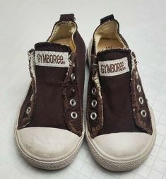 Gymboree Slip On Shoes Sneakers Brown with White Boys Size 9. Good condition. Comes from  smoke free home. Will combine shipping if you purchase multiple items the same day. Casual Low-top Distressed Sneakers, Shoes Sneakers Brown, 2000 Shoes, Sneakers Brown, Brown Sneakers, Boy Shoes, White Boys, Boys Shoes