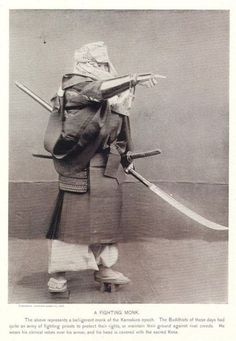 Monk, one of those fightin' kind. Real Samurai, Ronin Samurai, Kamakura Period, Military Costumes, Japanese Costume, Ancient Japan, Japanese Warrior, Japanese History, Samurai Armor