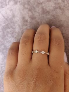 Silver Rings Minimalist, Basic Silver Rings, Aesthetic Promise Rings Silver, Simplistic Jewelry, Promise Ring Silver, Wishlist 2022, Uni Fits, Minimalist Jewelry Silver