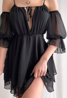 Rehearsal Dinner Outfits, Sleepwear Fashion, Beachwear Fashion, فستان سهرة, Fairytale Dress, Fashionista Clothes, Fashion Mistakes, 10 Pounds, Facebook Group