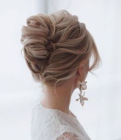 Midi Hair, Quick Updo, Mother Of The Groom Hairstyles, Bride Updo, Easy Updo, Easy Updo Hairstyles, Fancy Hair, Updo Tutorial