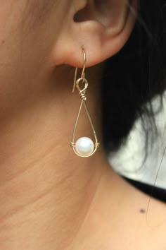 Pearl Drop Earrings Bijoux Fil Aluminium, Wire Jewellery, Wrapped Earrings, Wire Wrap Jewelry, Earrings Inspiration, Wrap Jewelry, Handmade Wire Jewelry, Wire Wrapped Earrings, Work Jewelry