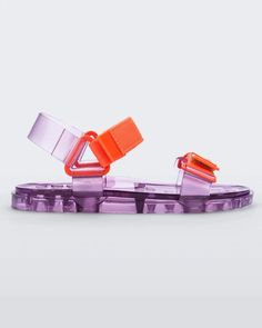 Playful Plastic Sandals For Summer, Trendy Jelly Sandals For Summer, Trendy Clear Jelly Sandals With Transparent Straps, Trendy Clear Sandals For Summer, Playful Plastic Jelly Sandals For Summer, Trendy Summer Sandals With Transparent Straps, Casual Clear Sandals For Summer, Summer Jelly Sandals With Clear Strap, Trendy Sandals With Transparent Straps For Summer