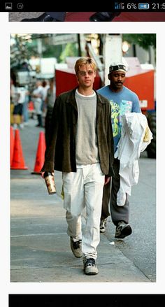 Brad Pitt Meet Joe Black behind the scenes Brad Pitt 90s, Aesthetic Y2k Outfits, Stripes Outfit, 90s Street Style, Men 90s, Guy Fits, 90s Fashion Men, 90s Men, Mens 90s