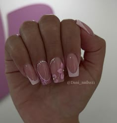 Pink Girly Nails Acrylic, Disney Acrylic Nails, Subtle Nails, Simple Gel Nails, Summery Nails, French Tip Acrylic Nails, Glow Nails