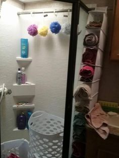 Rangement Caravaning, Rv Storage Organization, Rv Living Organization, Rv Bathroom, Rv Organization