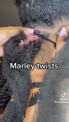 Singalese Twist Short, Senegalese Twist With Marley Hair, Best Protective Styles For 4c Hair, Marley Hair Styles Ideas, Afro Marley Twist, Twist Braid Styles For Black Women, Knotless Twists Hairstyles, Mousse Twist Out, 2 Strand Twist With Marley Hair