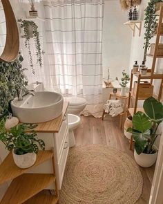 Minimalist Bathroom With Plants, Green Brown Bathroom Ideas, Boho Earthy Bathroom, Bathroom Nature Inspired, Earthy Color Bathroom, Apartment Bathroom Ideas On A Budget, Natural Earthy Bathroom, Earthy Apartment Bathroom, Earthy Bathroom Decor Ideas