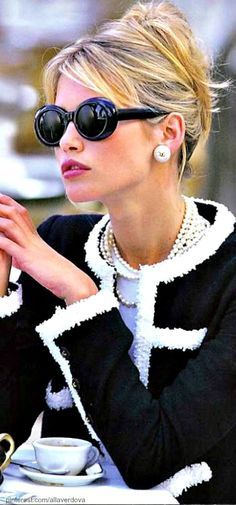 To Dress, At Work, What To, Moda Chanel, Mode Chanel, Chanel Jacket, Inspired By, Man Ray, Classic Wardrobe