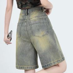 These high-waisted denim shorts feature a faded wash with distinct color gradations and a knee-length cut. They have a front zip closure, belt loops, and a classic five-pocket design Size:• XS: Waist: 60cm/ 23.6 in, Hips: 97cm/ 38.2 in, Length: 42.5cm/ 16.7 in• S: Waist: 64cm/ 25.2 in, Hips: 101cm/ 39.8 in, Length: 43cm/ 16.9 in• M: Waist: 68cm/ 26.8 in, Hips: 105cm/ 41.3 in, Length: 43.5cm/ 17.1 in• L: Waist: 72cm/ 28.3 in, Hips: 109cm/ 42.9 in, Length: 44cm/ 17.3 in• XL: Waist: 76cm/ 29.9 in, Hips: 113cm/ 44.5 in, Length: 44.5cm/ 17.5 in • XXL: Waist: 80cm/ 31.5 in, Hips: 117cm/ 46.1in, Length: 45cm/ 17.7 in Material: Denim Spring Knee-length Jean Shorts With Belt Loops, Acid Wash Short Jeans For Casual Wear, Spring Season Medium Wash Knee-length Jean Shorts, Casual Acid Wash Short Length Jeans, Medium Wash Knee-length Shorts For Spring, Trendy Washed Faded Shorts, Spring Medium Wash Knee-length Jean Shorts, Trendy Faded Washed Shorts, Acid Wash Short Length Casual Jeans