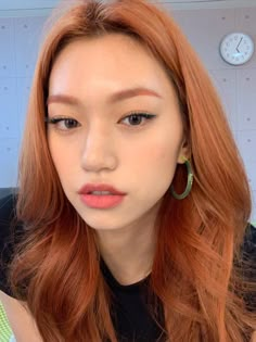 Korea Hair Color, Kpop Women, Kpop Beauty, Ginger Hair Color, Copper Hair Color, Copper Hair