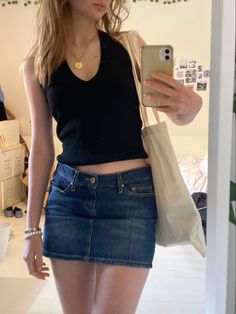 Cute Jean Skirt Outfits Summer, Halter Top Mini Skirt, Denim Short Summer Outfit, Casual Jean Skirt Outfits Summer, Denim Skirts Short, Short Demin Skirt Outfits, Halter Top And Skirt Outfits, Denim Skirt Short Outfits, Style Denim Mini Skirt