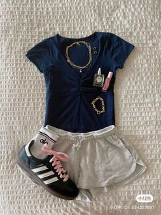 Casual Preppy Outfits, Outfit Inspo Casual, Trendy Outfits For Teens, Cute Lazy Day Outfits, Cute Preppy Outfits, Simple Trendy Outfits, Cute Everyday Outfits, Cute Simple Outfits, Really Cute Outfits