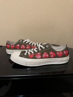 Size 9 - Converse Comme des Garçons Play x Chuck 70 Top Low Multi Heart in very good condition. Only worn once. No box Converse Comme Des Garcons, Comme Des Garcons Play, Chuck 70, Converse