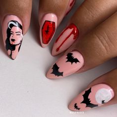 Dracula Nail Art, Michael Myers Nails Halloween, Vampire Nail Designs, Gore Nails Art, Fangs Nails, Halloween Vampire Nails, Vampire Nails Designs, Dracula Nails, Vampire Nail Art