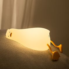 a light that is sitting on top of a bed