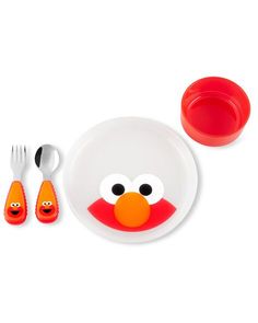 We’re excited to partner with the friendliest street in the world—Sesame Street! Featuring Elmo or Cookie Monster, this toddler mealtime set includes a plate and bowl with slip-resistant bottoms, plus a matching fork & spoon. Om nom nom! Kids Lunch Containers, Independent Toddler, Lunch Items, Baby Feeding Set, Kids Plates, Feeding Toddlers, Snack Cups, Skip Hop, Street Kids