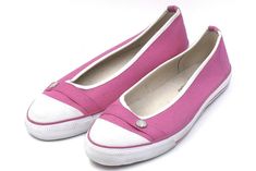 LongChamp Womens 5 ½ Medium(36 EU) Canvas Tennis Shoe Flats Pink LongChamp Canvas Flats Pre-owned in very good condition Color: Pink (Hot Pink and White) in Solid Colors Size: 36 (US 5 1/2) (Length 9 ½”) Width B (Medium) (Width 3”) Made in China Material: Cotton Canvas & Rubber with band and metal button across toe Flat Sneaker Closure: Slip-on Ideal for casual or beach wear in the spring, summer, and fall Quick, expedited, and insured shipping PayPal only. US sales/shipping only, no internation Pink Canvas Shoes, Canvas Tennis Shoes, Canvas Flats, Pink Flats, Shoes Pink, Pink Shoes, Flat Sneakers, Beach Wears, Beach Wear