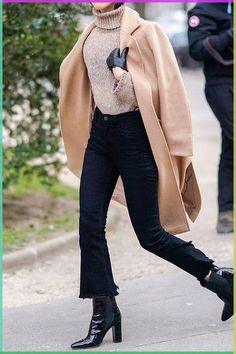 19 Things to Wear with Your Ankle Boots #purewow #street style #fashion #style #boots #outfit ideas #shoes Black Ankle Boots Outfit, Shoes Outfit Ideas, Street Style Boots, Things To Wear, Black Boots Outfit, Boots Outfit Ankle, Boots Style, Shoes Outfit, Mode Casual