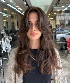 Voluminous Curtain Bangs Voluminous Curtain Bangs, Square Face Glasses, Neat Outfits, Trendy Curtain Bangs, Bangs Inspo, Curtain Bangs Hairstyles, Bardot Bangs, Bangs Hairstyles, Hair 2024