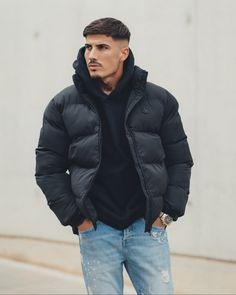 Men Tracksuit Outfit, Hoodie Style Men, Puff Jacket Outfit, Nike Hoodies For Men, Black Puffer Jacket Outfit, Puffer Jacket Outfit Men, Outfits For Teenage Guys, Parka Outfit, Nike Hoodies