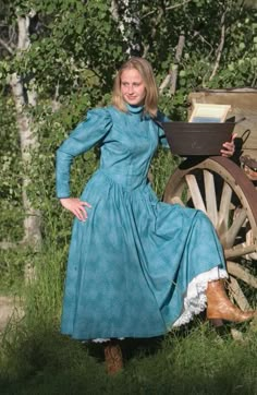 old west dresses for women | USA Handmade Western Clothing Vintage Western Dress, 1800s Dresses, Pioneer Dress, Prairie Dresses, Puffed Long Sleeves, Bustle Dress, Country Dresses, Western Wear For Women, Turtle Neck Dress