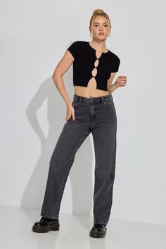 This essential 90’s look has never stopped serving. High rise and semi-fitted for a booty throwback that simply won’t quit, these straight leg jeans come in authentic non-stretch denim. Get that vintage denim look by rocking your favorite style from the past. Features - Five-pocket styling - Zip fly with button closure - Fading and distressing throughout Size & Fit - Fit: Straight - Rise: 10.5" - Inseam: 32" - Model is wearing size 5 Materials & Care - Content: 75% cotton, 25% organic cotton - Care: Wash cold, inside out - Imported Vintage Denim, Jeans Denim, Straight Jeans, Stretch Denim, Straight Leg Jeans, Leg Jeans, Denim Jeans, Black Jeans, Inside Out