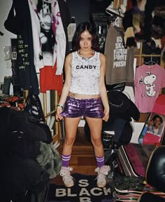 manon. #fashion #skateboarding #candy #purple Indie 2000s Aesthetic, 2010 Outfits, Nerd Party, Outfits Colorful, Art Outfit, 2000s Aesthetic, Concert Looks, Alt Fashion, American Apparel