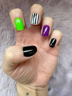 Beetlejuice Nail Art, Beetlejuice, Halloween Nails, Diy Nails, Nail Ideas, Acrylic Nails